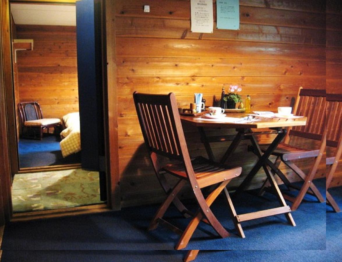 Pension Blue Hakuba Exterior photo