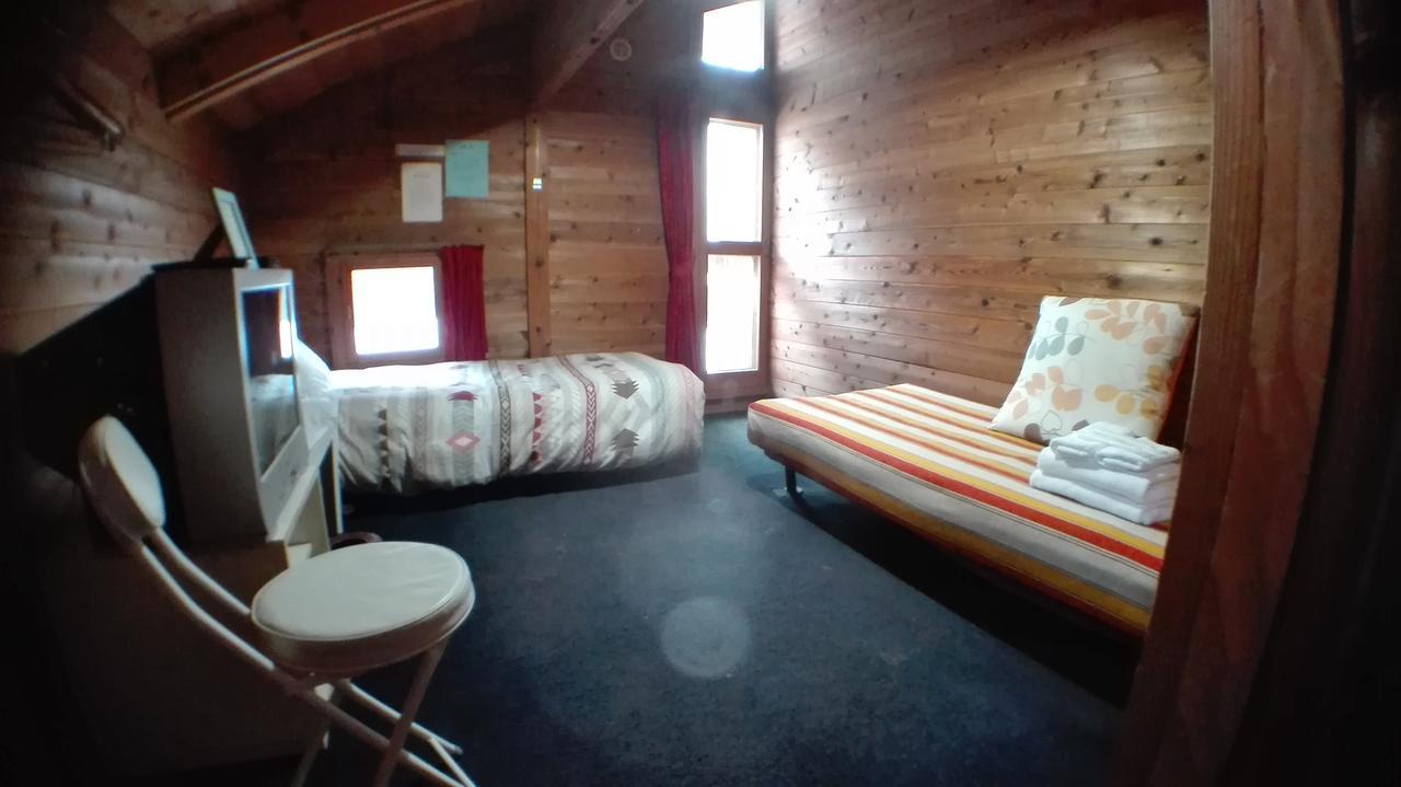 Pension Blue Hakuba Exterior photo